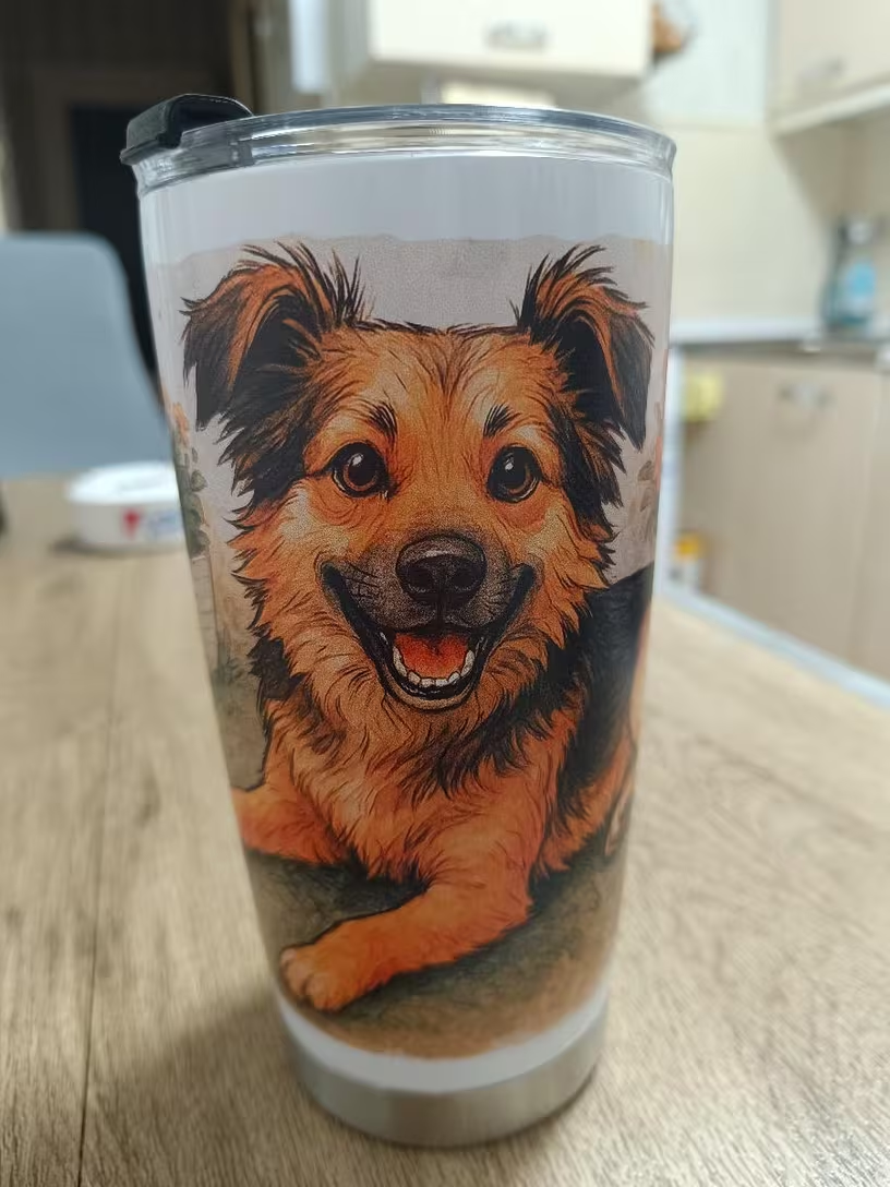 Custom pet portrait tumbler with illustrated golden dog design